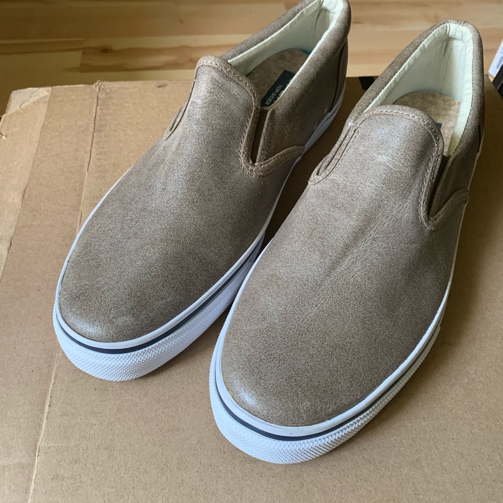 Casual Sperrys